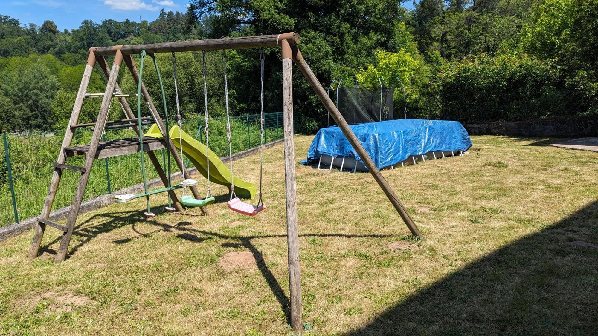 Logement A Brive Proche Centre-Ville Et Campagne - Climatisation, Wifi, Coin Exterieur Et Parking Prives Exterior foto